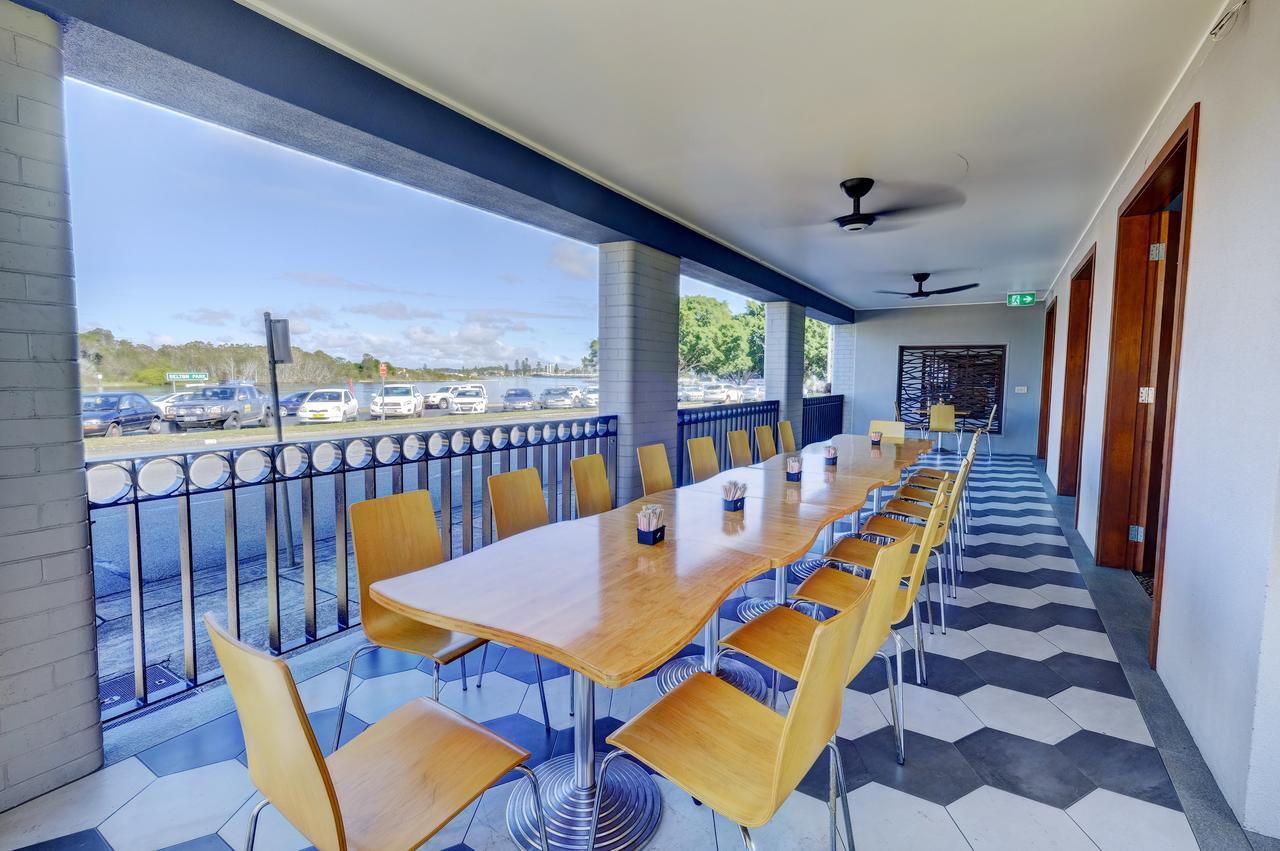 Lakes And Ocean Hotel Forster Bagian luar foto